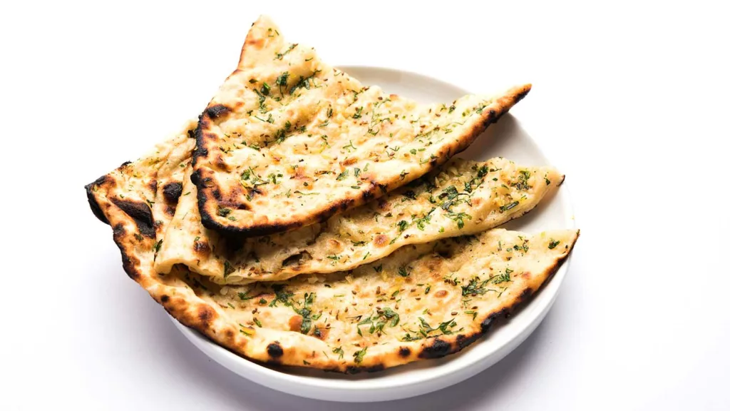 Naanbröd – fluffiga bröd på under 30 minuter