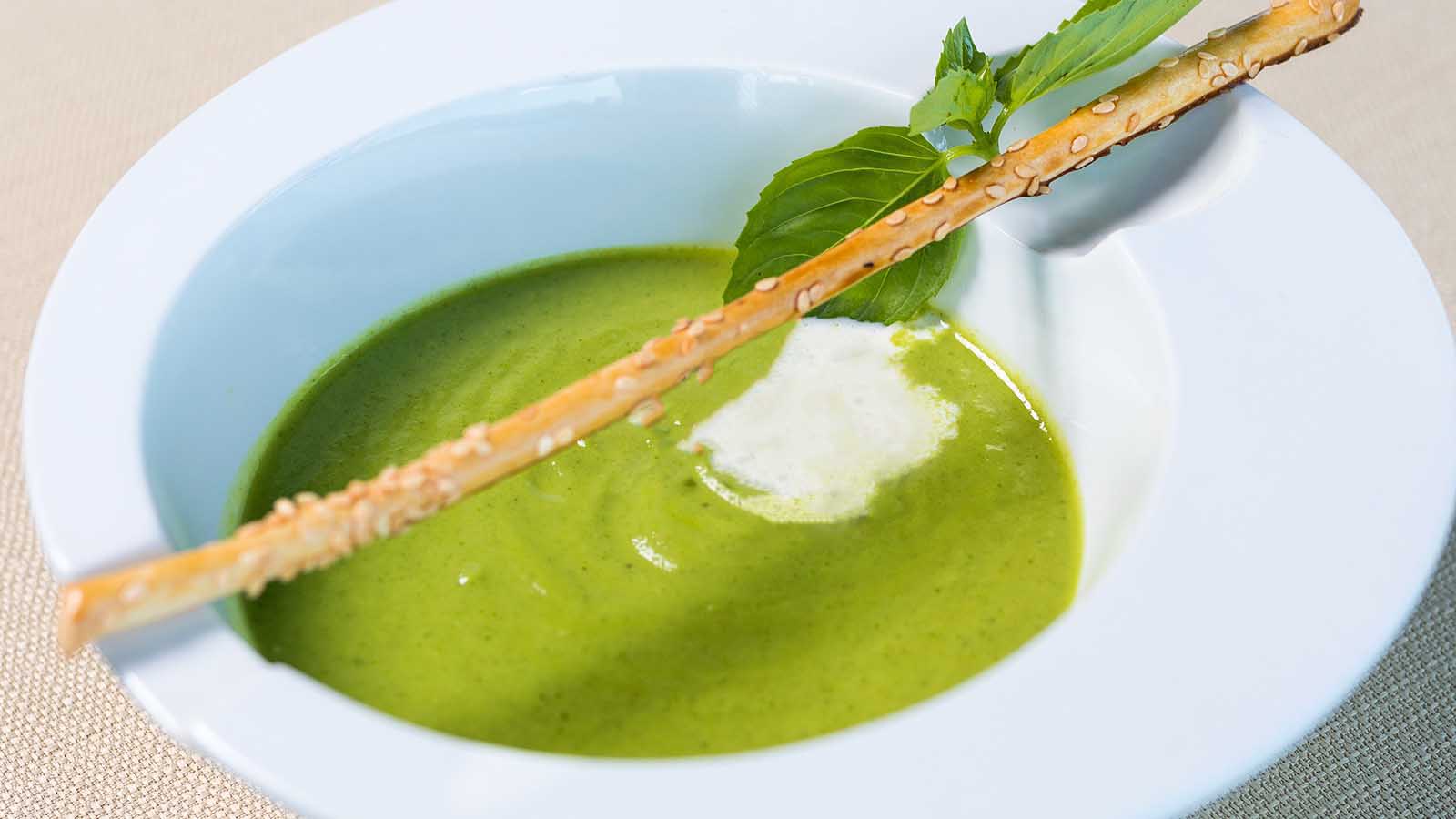 Grön ärtsoppa – nyttig soppa på endast 20 minuter