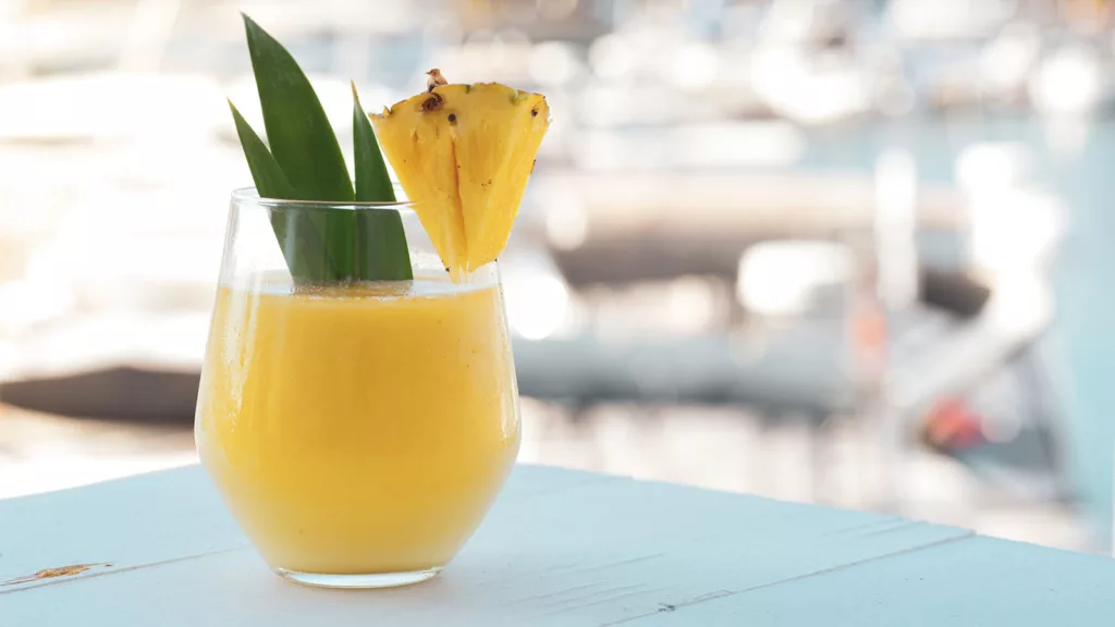 Fräsch och fruktig sommardrink: Mango Colada 