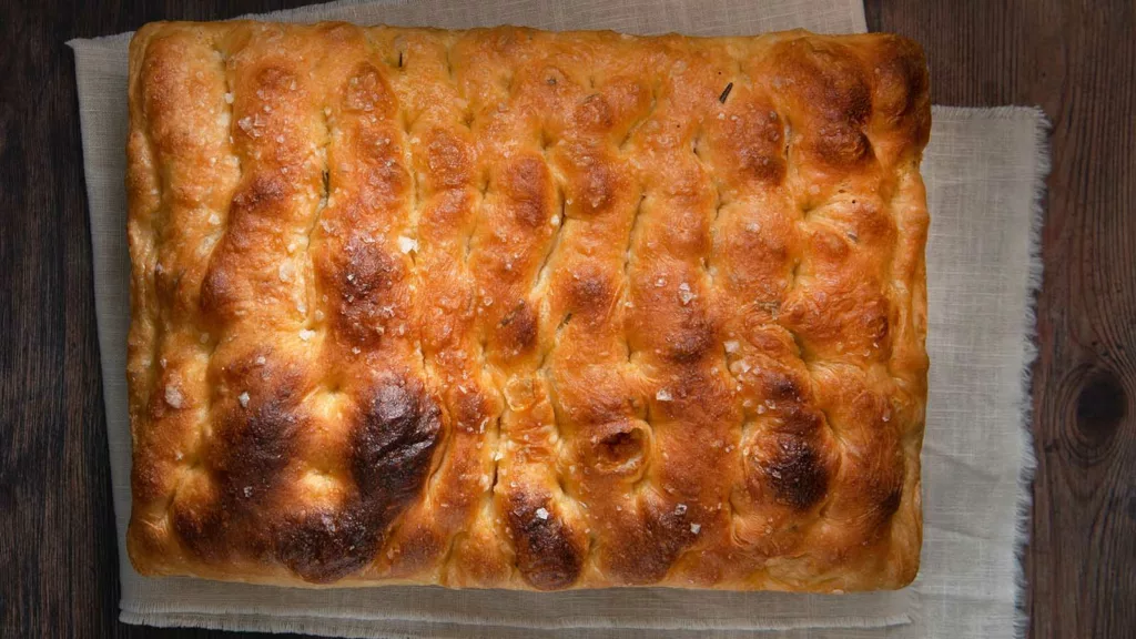 Så bakar du focaccia som i Italien – så enkelt är det